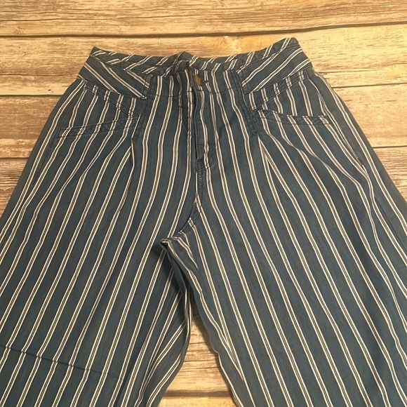 American Eagle Blue and White Striped Pants. Size 4 - Picture 2 of 4